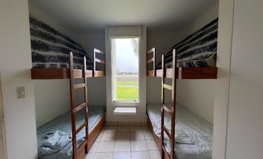 ÁMPLIA CASA DE PLAYA EN VENTA CON VISTA AL MAR EN PLAYA GAVIOTAS, ASIA