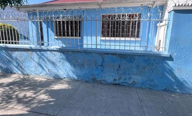 Casa en venta de 3 dorm, Metro el Parrón, en La Cisterna
