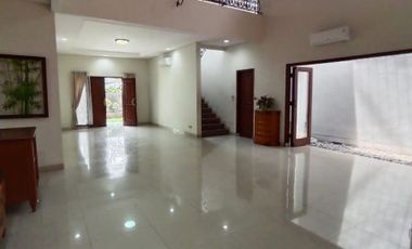 DIJUAL RUMAH di Jl. GEDUNG HIJAU, PONDOK INDAH, JAKARTA SELATAN