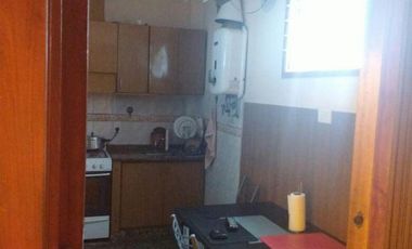 VENTA DE PH DE 2 AMBIENTES POR PASILLO C/PATIO Y TERRAZA MUY BUEN ESTADO ZONA VILLA LUGANO