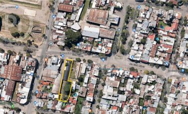 Gran terreno en venta para DESARROLLO sobre avenida en Barrio Sur