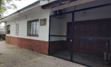 Casa PH en venta en Quilmes Centro