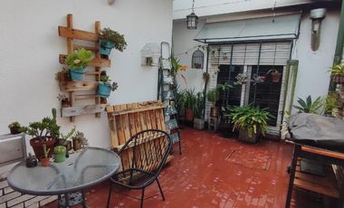 Casa PH en venta en Quilmes Centro