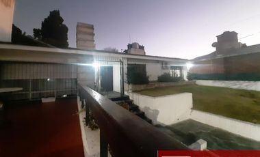 CASA EN VENTA EN ZONA SUR BARRIO PARQUE VELEZ SARSFIELD