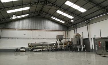 VENTA GALPON INDUSTRIAL MEDIANO IMPACTO, NORTE DE QUITO, CARCELEN
