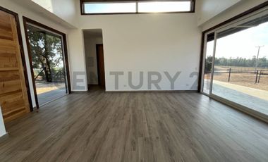 Venta luminosa casa en plena naturaleza Santa Adela