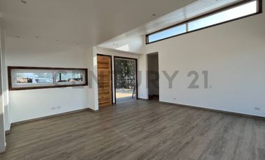 Venta luminosa casa en plena naturaleza Santa Adela