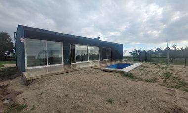 Venta luminosa casa en plena naturaleza Santa Adela