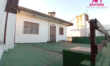 Casa en venta en Ezpeleta Este