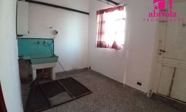 Casa en venta en Ezpeleta Este
