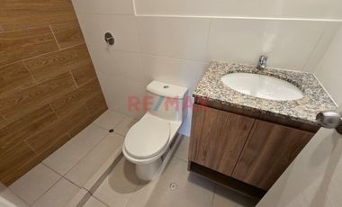 Alquiler De Departamento En Estreno Piso 2 Av. Petit Thouars