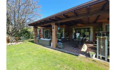 VENTA CASA ESTILO CHILENA  SANTA ELENA-CHICUREO