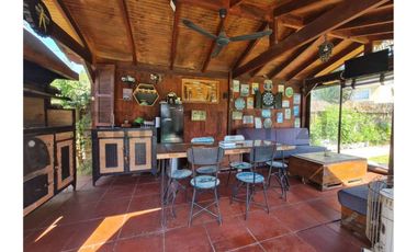 VENTA CASA ESTILO CHILENA  SANTA ELENA-CHICUREO