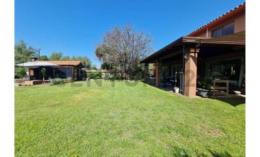 VENTA CASA ESTILO CHILENA  SANTA ELENA-CHICUREO
