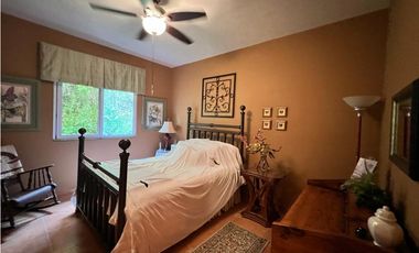 VENTA CASA CON PISCINA EN  ALTOS DEL MARIA