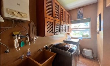 VENTA CASA CON PISCINA EN  ALTOS DEL MARIA