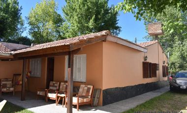 EXCELENTE CASA EN BARRIO PARQUE GOLF