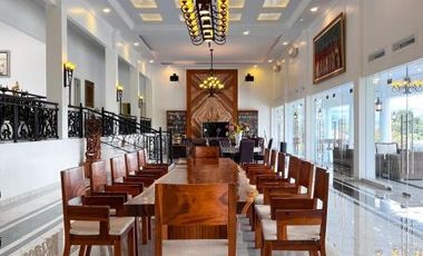 DIJUAL BANGUNAN LUAS / VILLA MEWAH di HAMBALANG / SENTUL, BOGOR