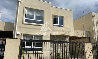 Casa en Venta en Villa Tres Vientos