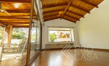 Av. Los Trapenses/Colegio Santiago College - Casa - Arriendo