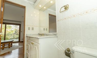Av. Los Trapenses/Colegio Santiago College - Casa - Arriendo