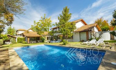 Av. Los Trapenses/Colegio Santiago College - Casa - Arriendo
