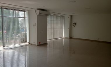 oficina en arriendo en centro. Cod A113229