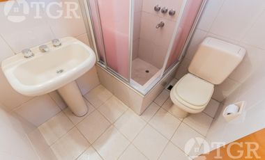 Cálida casa en Lomas de Zamora con diseño funcional y entorno privilegiado
