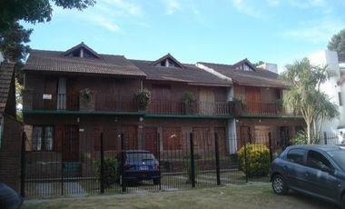 TRIPLEX DE 4 AMBIENTES EN VENTA - VILLA GESELL