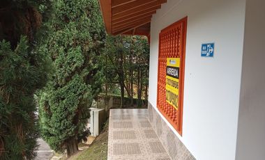 casa en arriendo en la doctora. Cod A212127