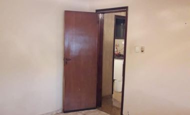 Venta Casa a Reciclar con Estupendo Lote 9,30 X 51 Lanus Este