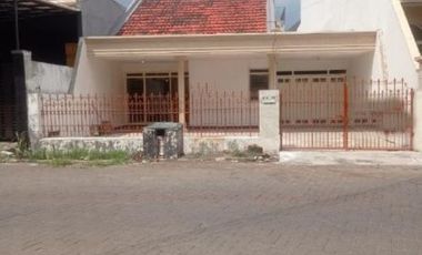 Rumah disewakan di RW 01, Ketabang, Genteng, Surabaya, Jawa Timur