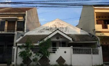 Rumah disewakan di RW 11, Mulyorejo, Mulyorejo, Surabaya, Jawa Timur