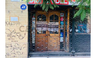 SE VENDE LOCAL CALLE HUÉRFANOS - SANTIAGO