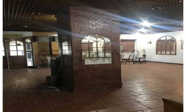 SE VENDE LOCAL CALLE HUÉRFANOS - SANTIAGO