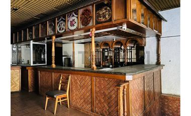 SE VENDE LOCAL CALLE HUÉRFANOS - SANTIAGO