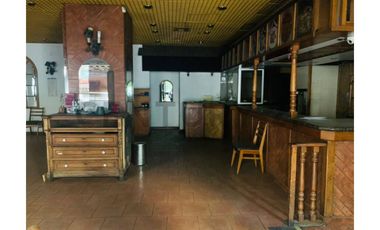 SE VENDE LOCAL CALLE HUÉRFANOS - SANTIAGO