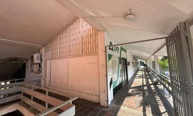 oficina en venta en centro comercial bolivar. Cod V2807