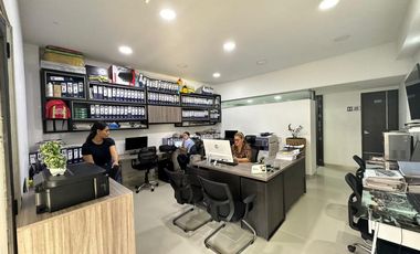 oficina en venta en centro comercial bolivar. Cod V2807