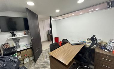 oficina en venta en centro comercial bolivar. Cod V2807