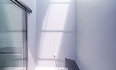 Rumah 1 Lt Strategis 15 Mnt ke Summarecon Mall Bekasi Bisa KPR J-33934