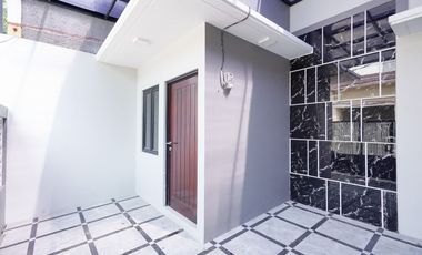 Rumah 1 Lt Strategis 15 Mnt ke Summarecon Mall Bekasi Bisa KPR J-33934