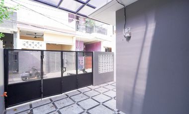 Rumah 1 Lt Strategis 15 Mnt ke Summarecon Mall Bekasi Bisa KPR J-33934