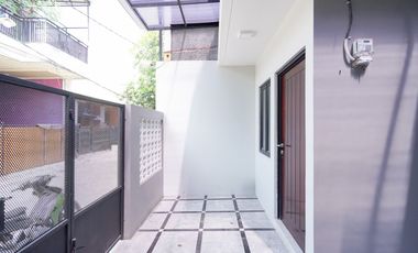 Rumah 1 Lt Strategis 15 Mnt ke Summarecon Mall Bekasi Bisa KPR J-33934