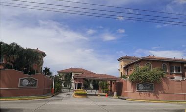 VENDO CASA EN EL DORAL DE COSTA DEL ESTE ( IH)