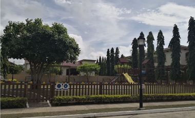 VENDO CASA EN EL DORAL DE COSTA DEL ESTE ( IH)