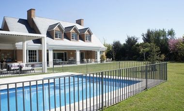 Casa en venta en Colina