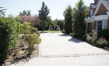 Casa en venta en Colina
