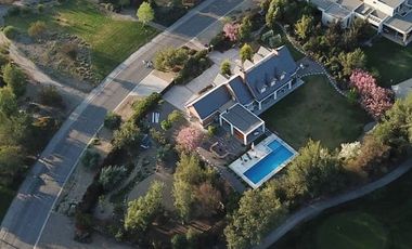 Casa en venta en Colina