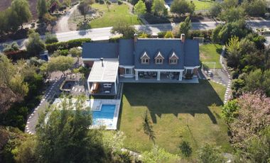 Casa en venta en Colina